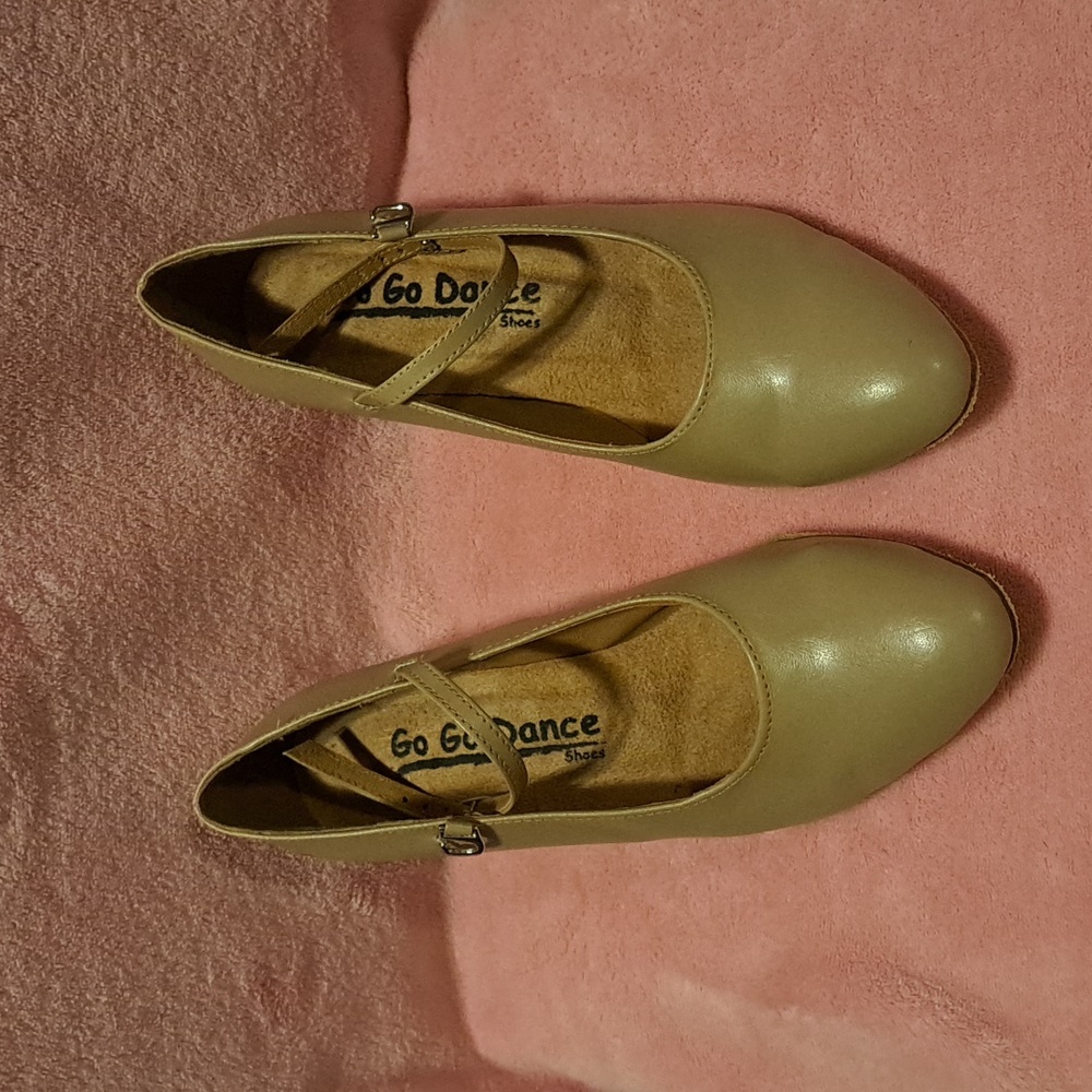 Tan dance shoes